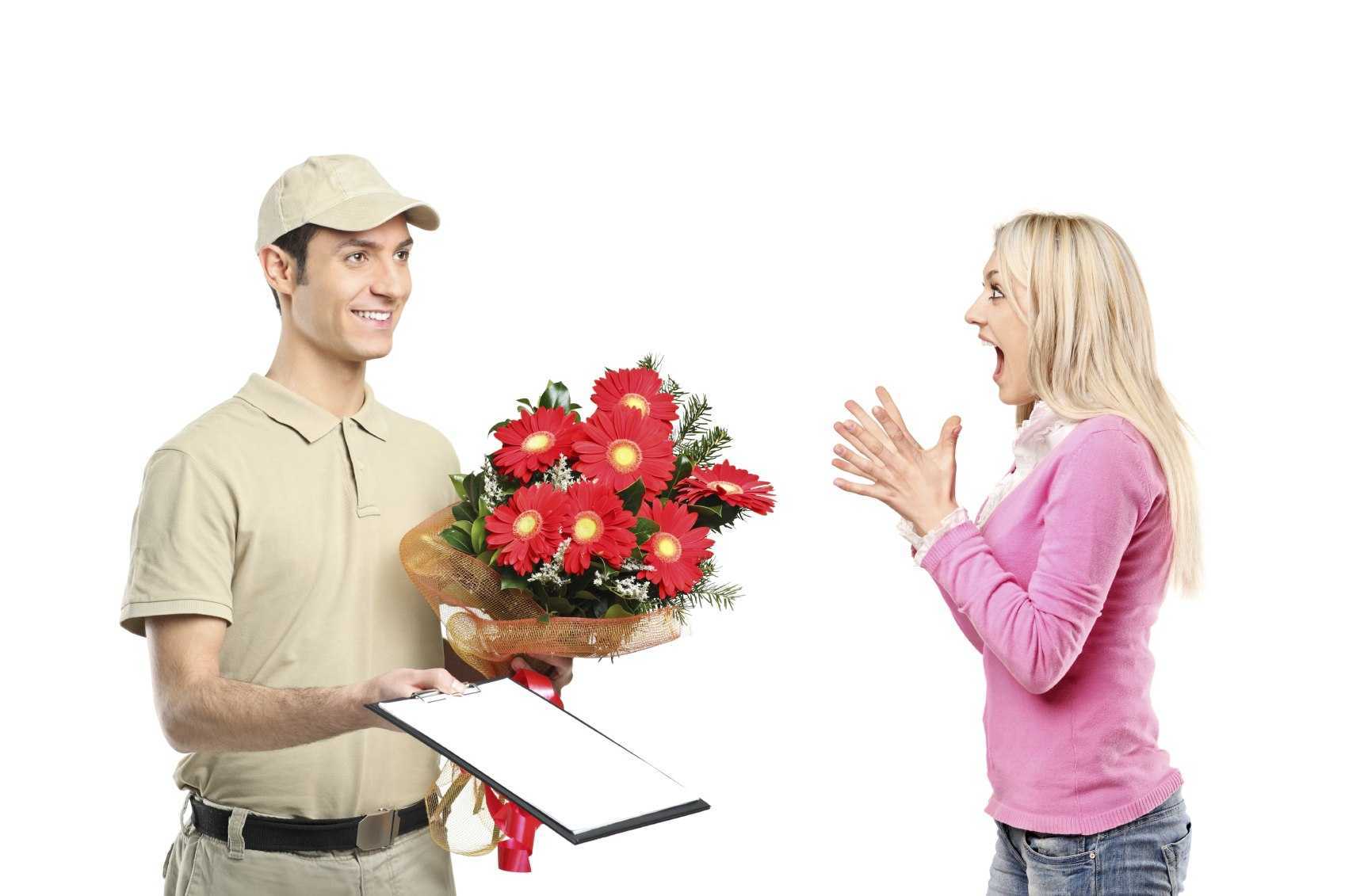 Что делать, если муж не дарит подарки, цветы и не ценит – советы психологов