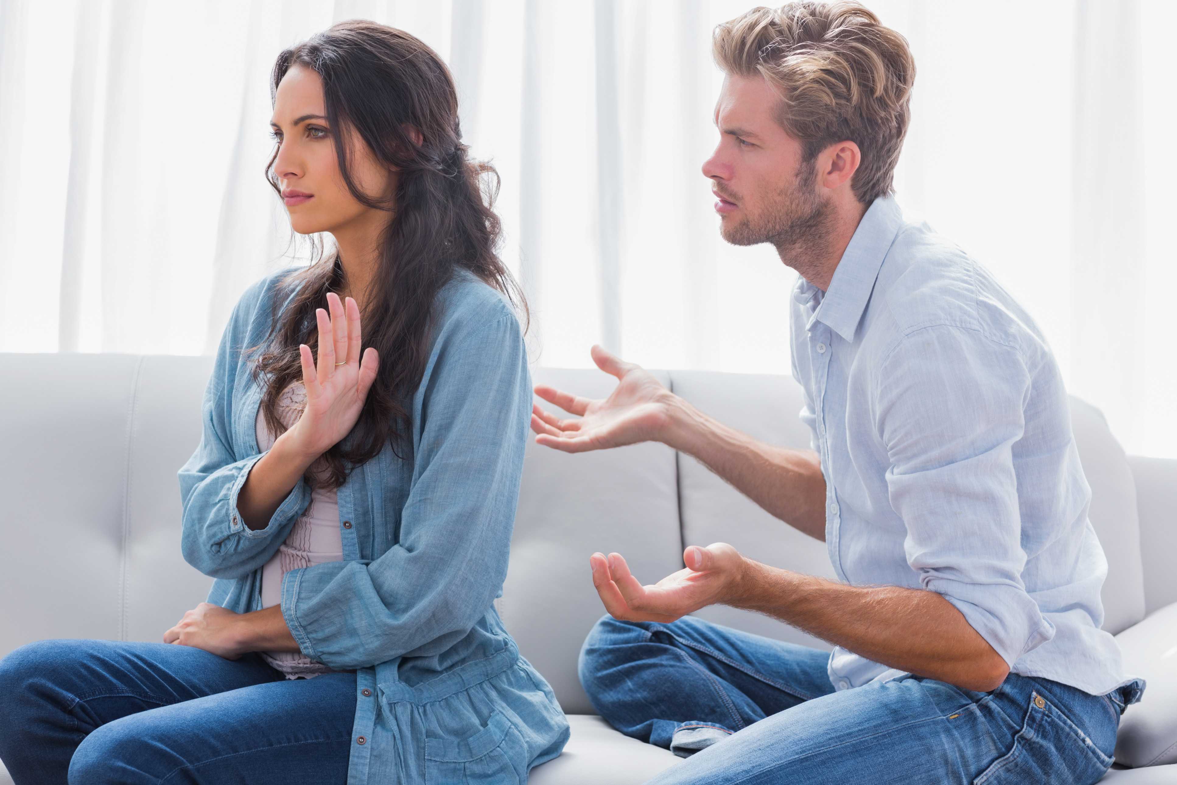 Если муж молчит после ссоры – 3 совета психолога