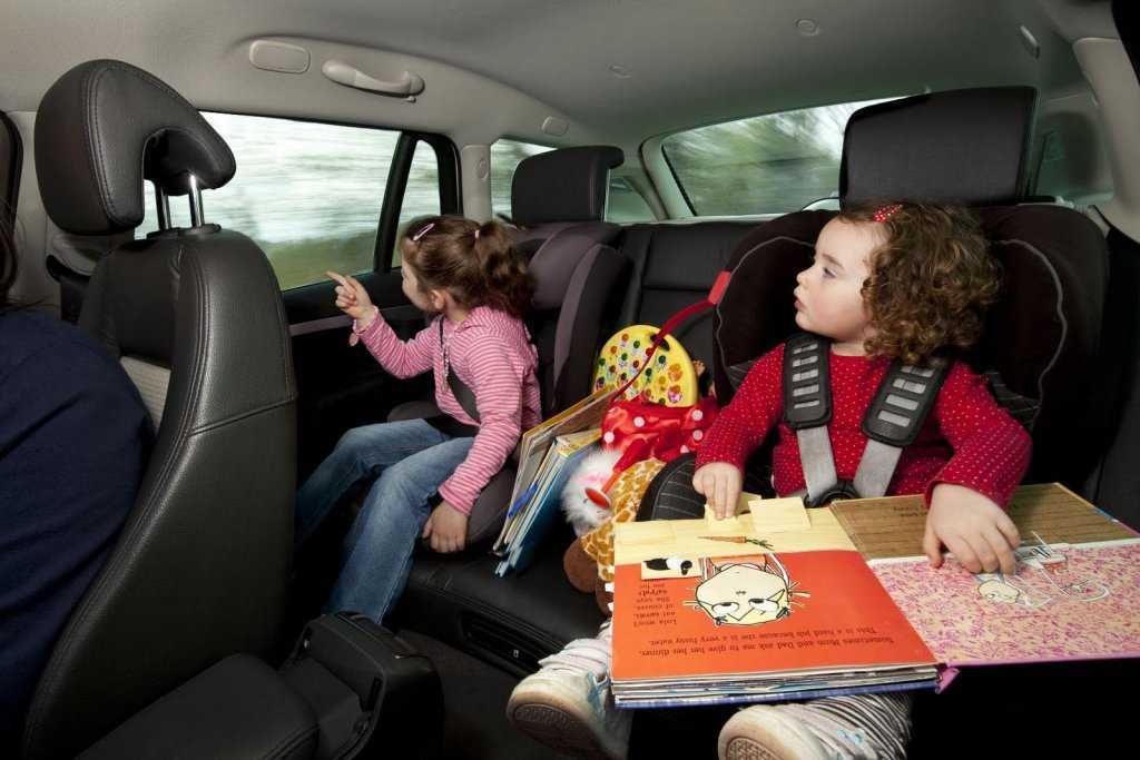 Чем заняться во время долгой поездки на машине 31 увлекательная игра для детей и взрослых с разными интересами